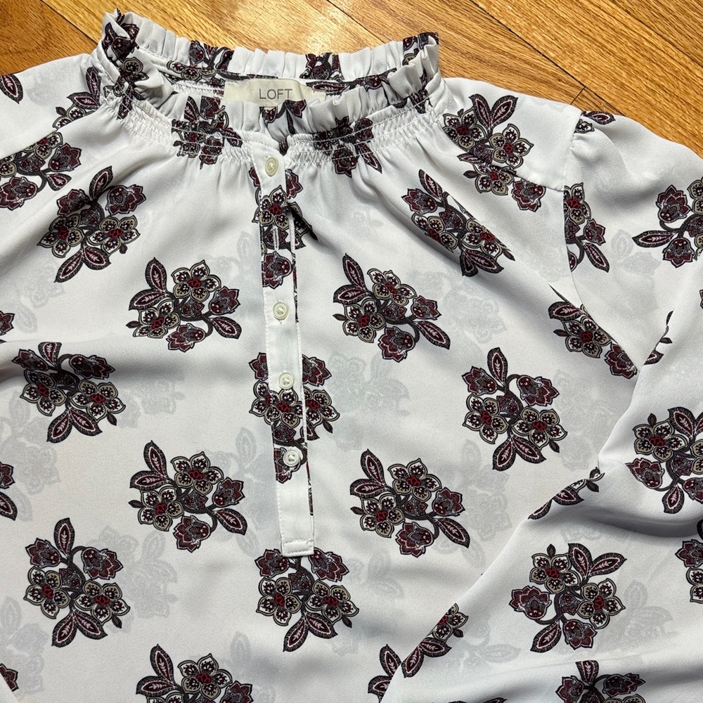 LOFT Blouse Women's White Red Black Floral Long Sleeve Top L